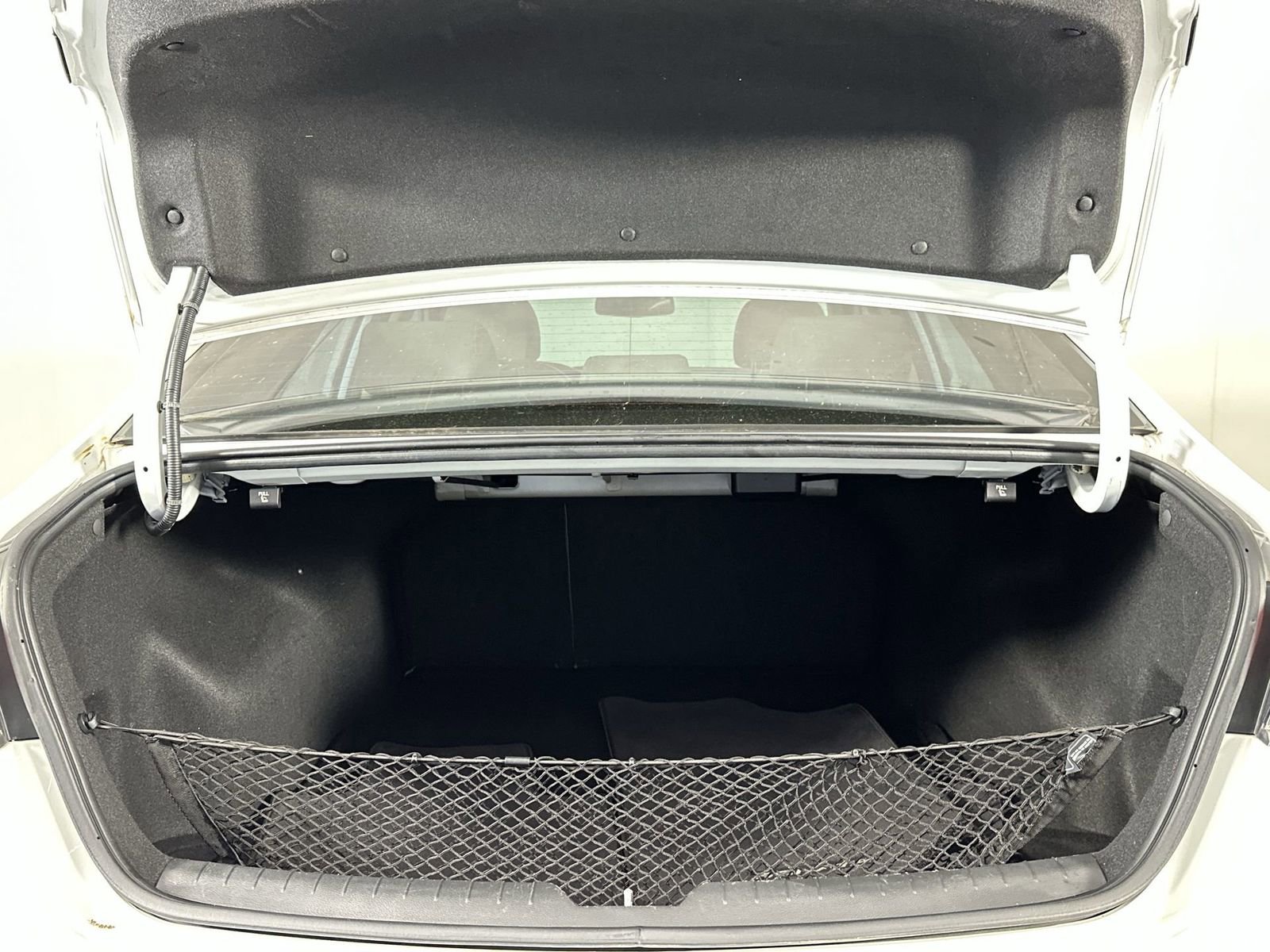 Used 2018 Hyundai Sonata Limited image 29