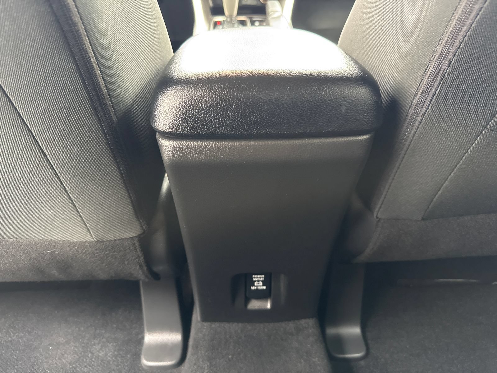 Used 2018 Mitsubishi Eclipse Cross ES FWD image 37