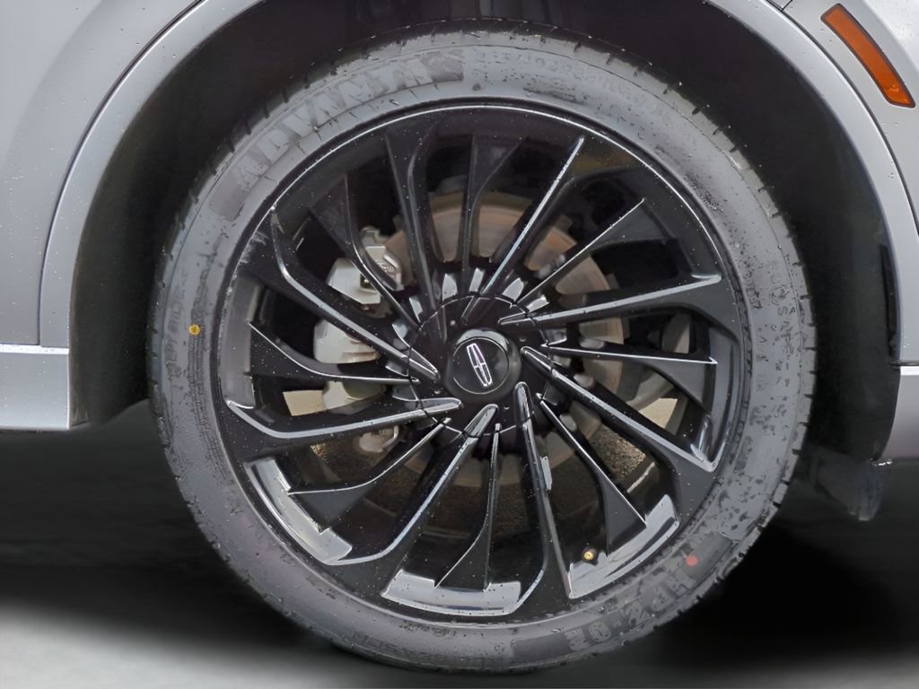 Used 2023 Lincoln Aviator Reserve w/ Equipment Group 201A AWD/4WD image 10