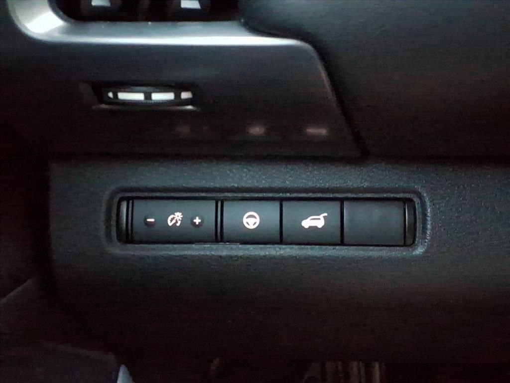 Used 2022 Nissan Pathfinder SL w/ SL Premium Package image 12