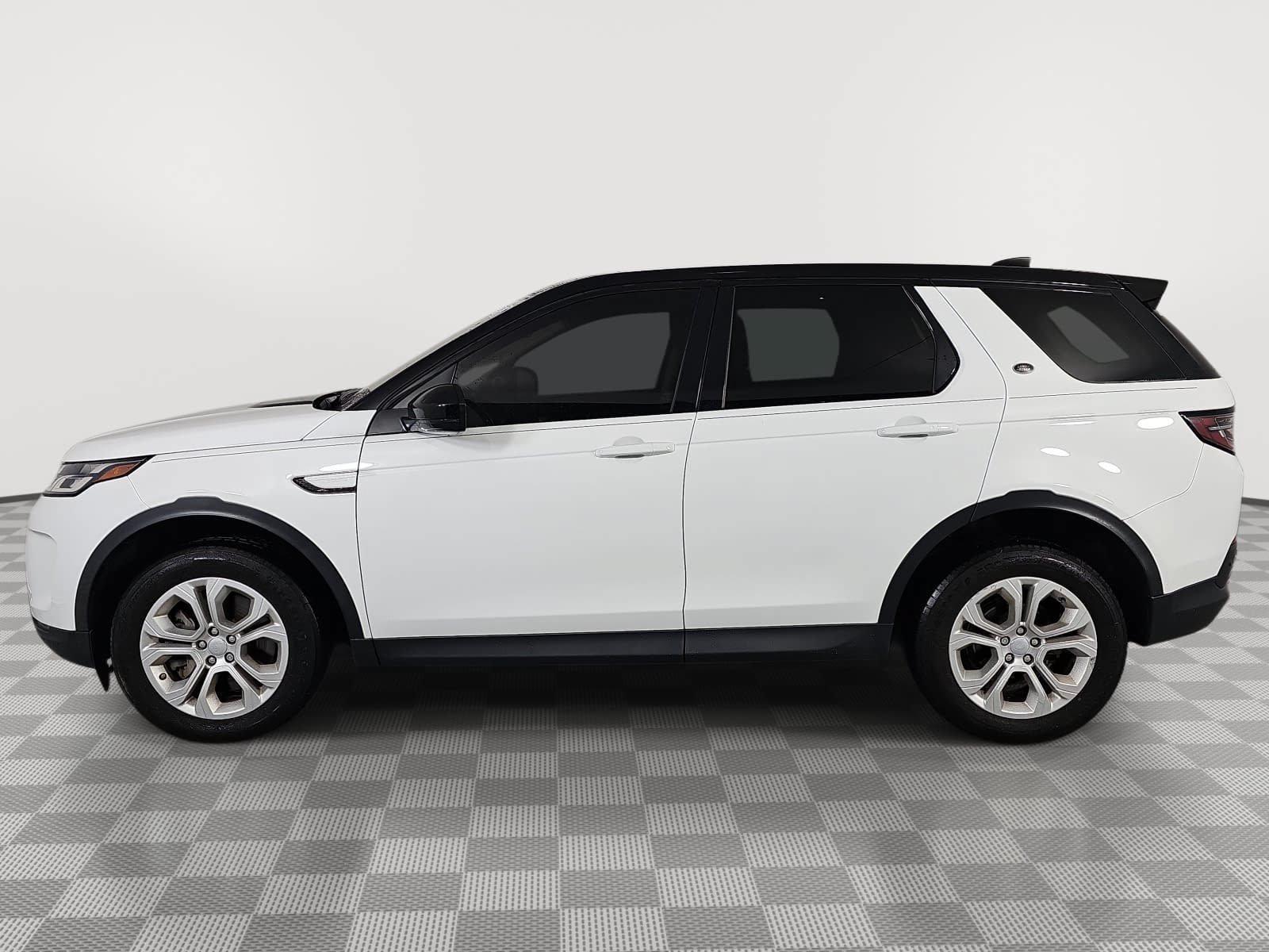 Used 2020 Land Rover Discovery Sport S AWD/4WD image 5