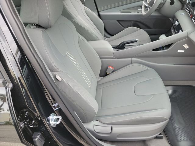 New 2026 Hyundai Elantra Sport FWD image 17