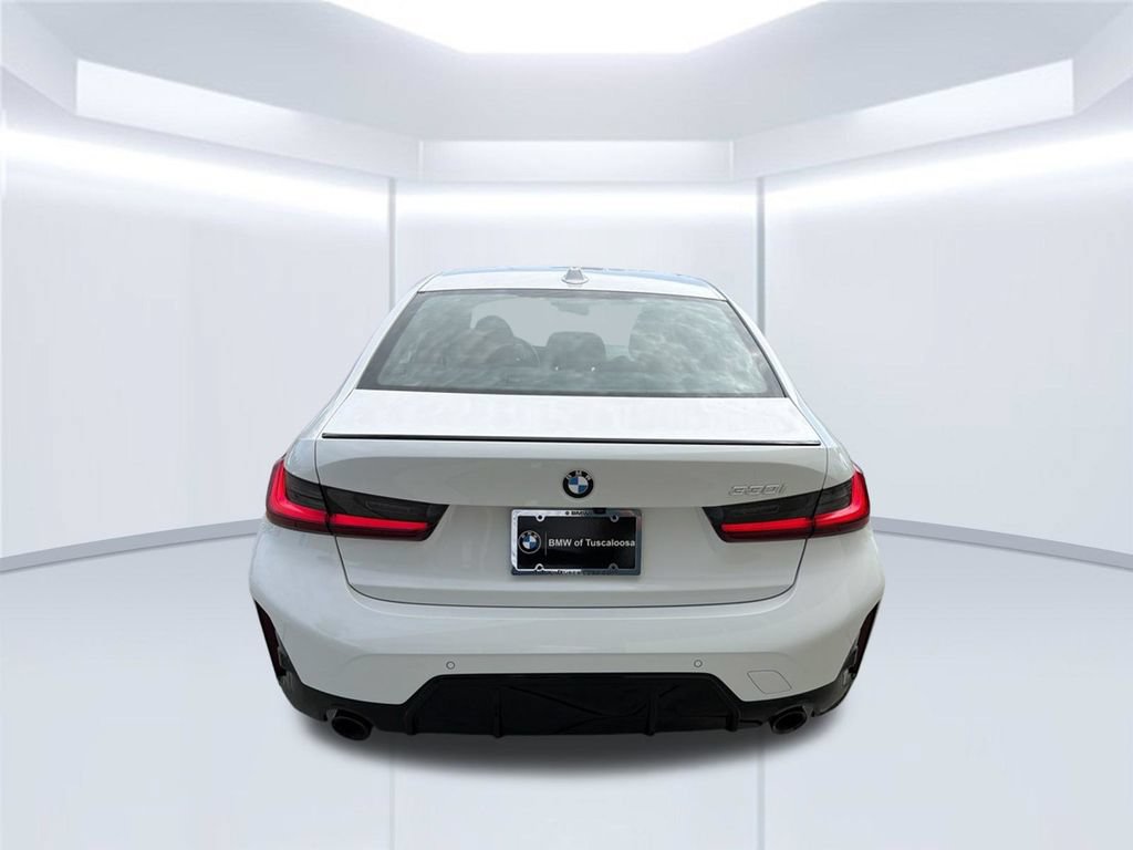 New 2026 BMW 330i Sedan w/ M Sport Package RWD image 5