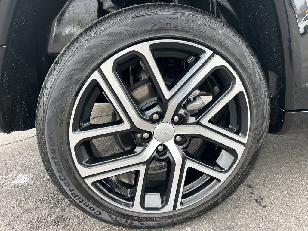 Used 2024 Jeep Compass Limited w/ Elite Group image 39