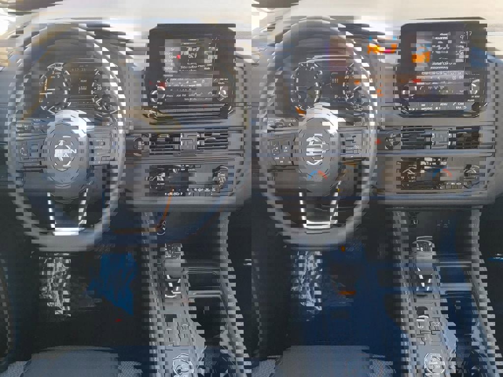 Certified 2025 Nissan Pathfinder S w/ Cargo Package image 17