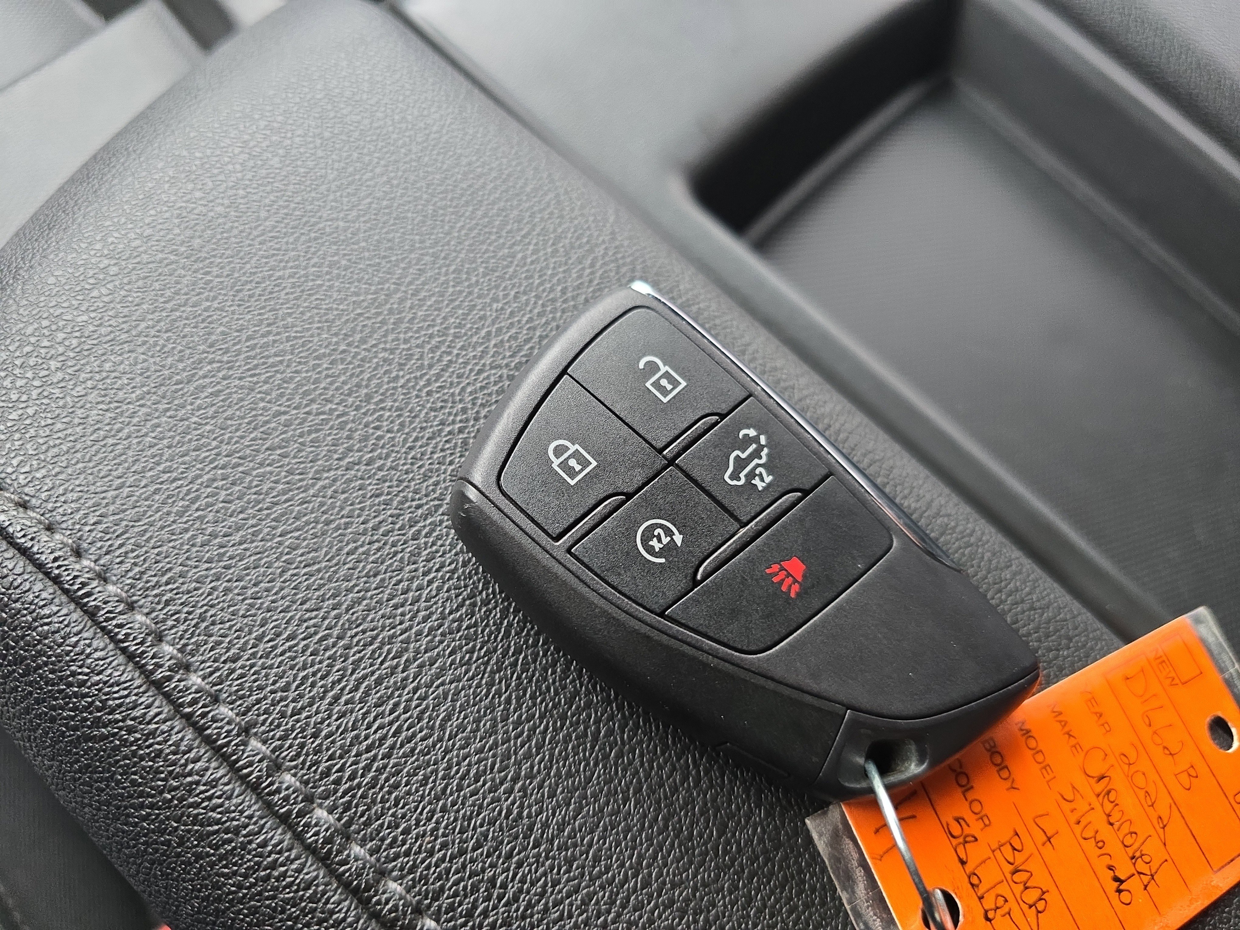 Used 2022 Chevrolet Silverado 1500 LT image 32