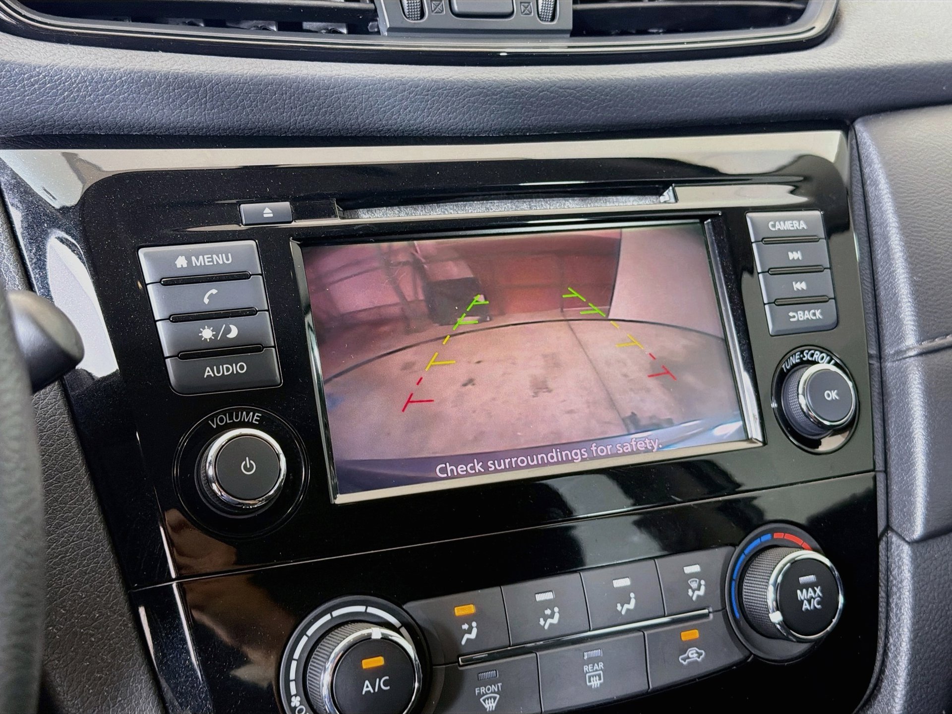 Used 2018 Nissan Rogue S FWD image 28