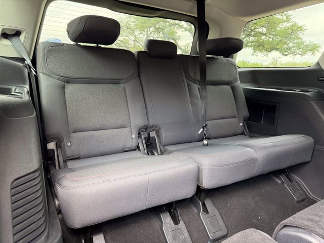 Used 2025 Ford Expedition Active AWD/4WD image 18