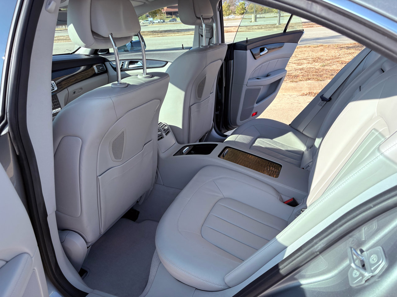 Used 2012 Mercedes-Benz CLS 550 image 23