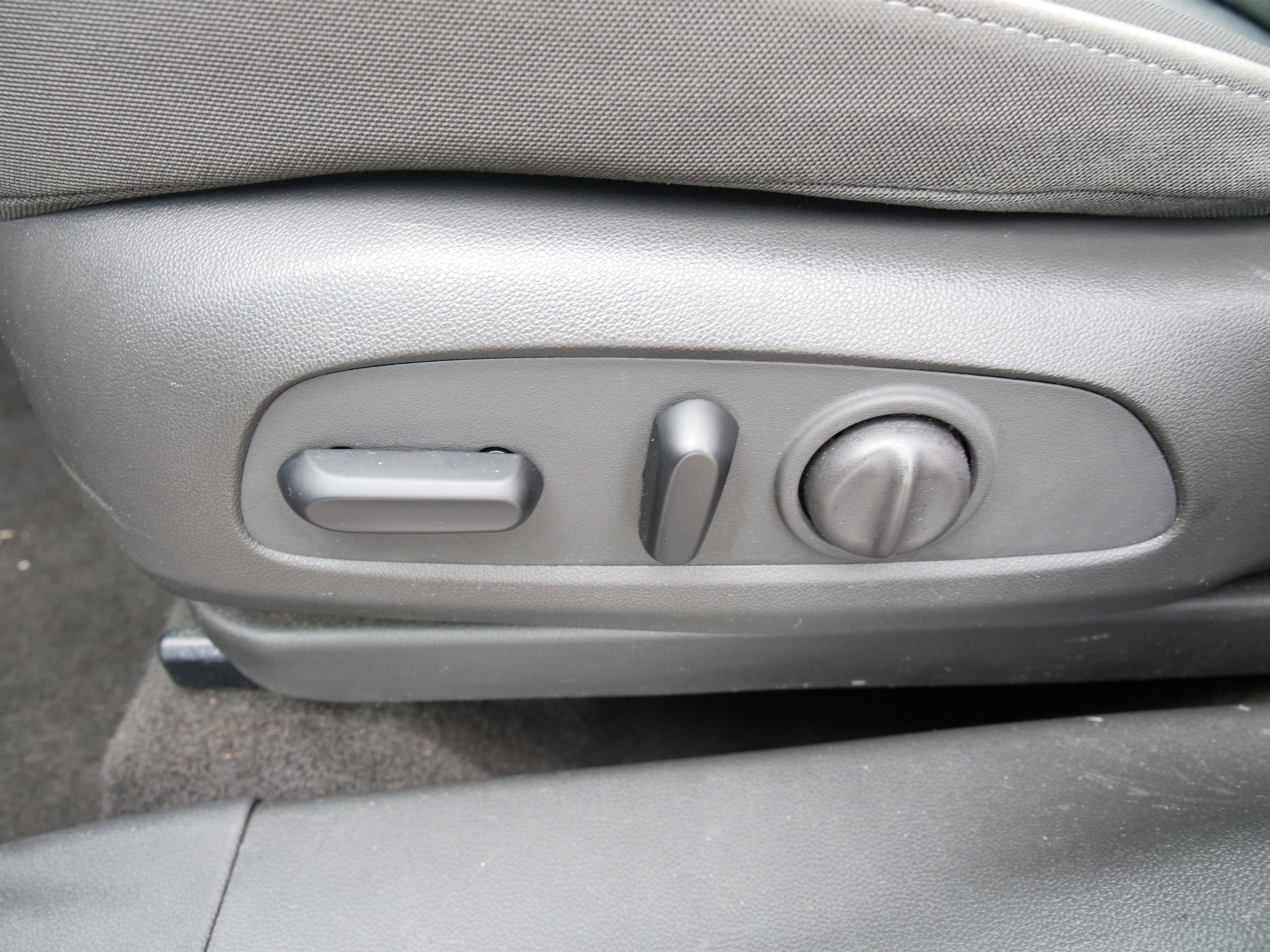 Used 2023 Chevrolet TrailBlazer LT image 15