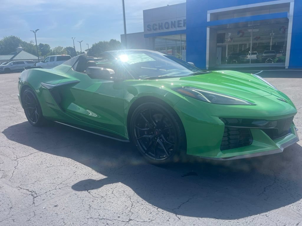 New 2027 Chevrolet Corvette Grand Sport RWD image 32