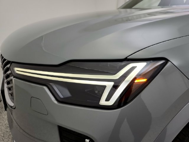 New 2026 Volvo XC90 T8 Plus AWD/4WD image 31