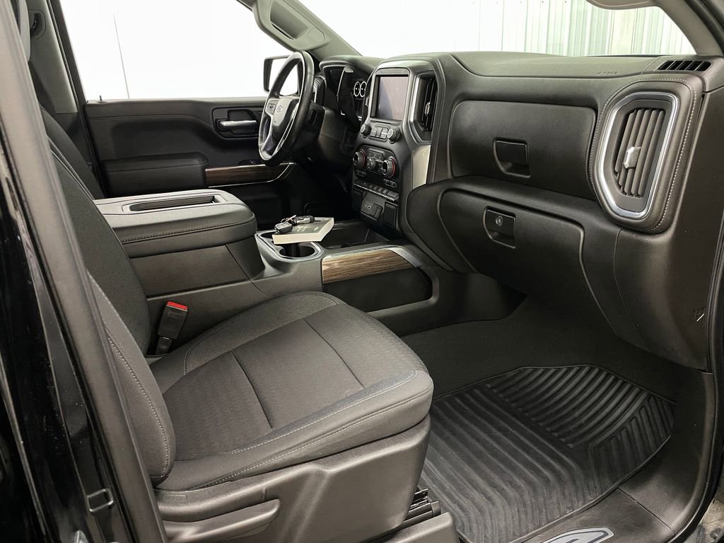 Used 2022 Chevrolet Silverado 1500 RST w/ LPO, Blackout Package image 38