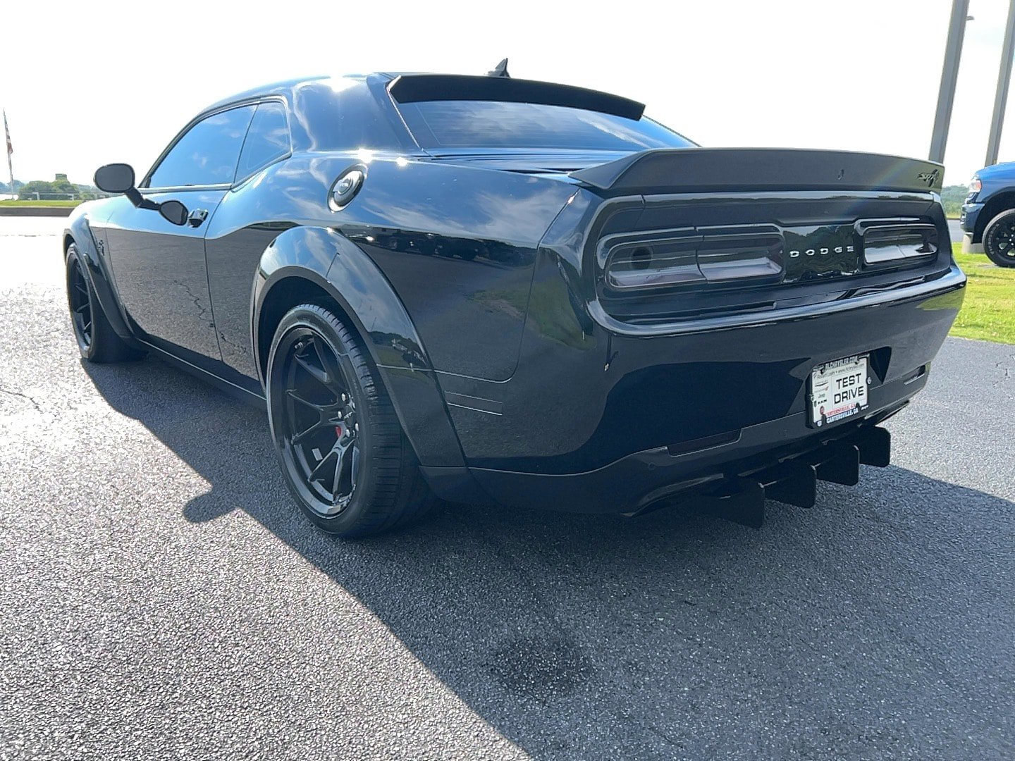 Used 2022 Dodge Challenger SRT Hellcat Redeye RWD image 7