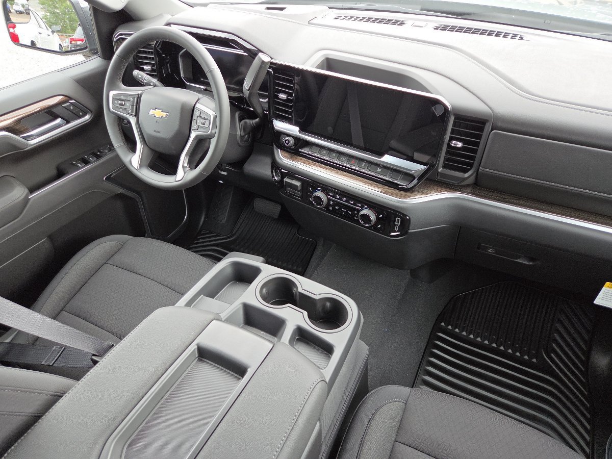 New 2026 Chevrolet Silverado 1500 LT AWD/4WD image 25
