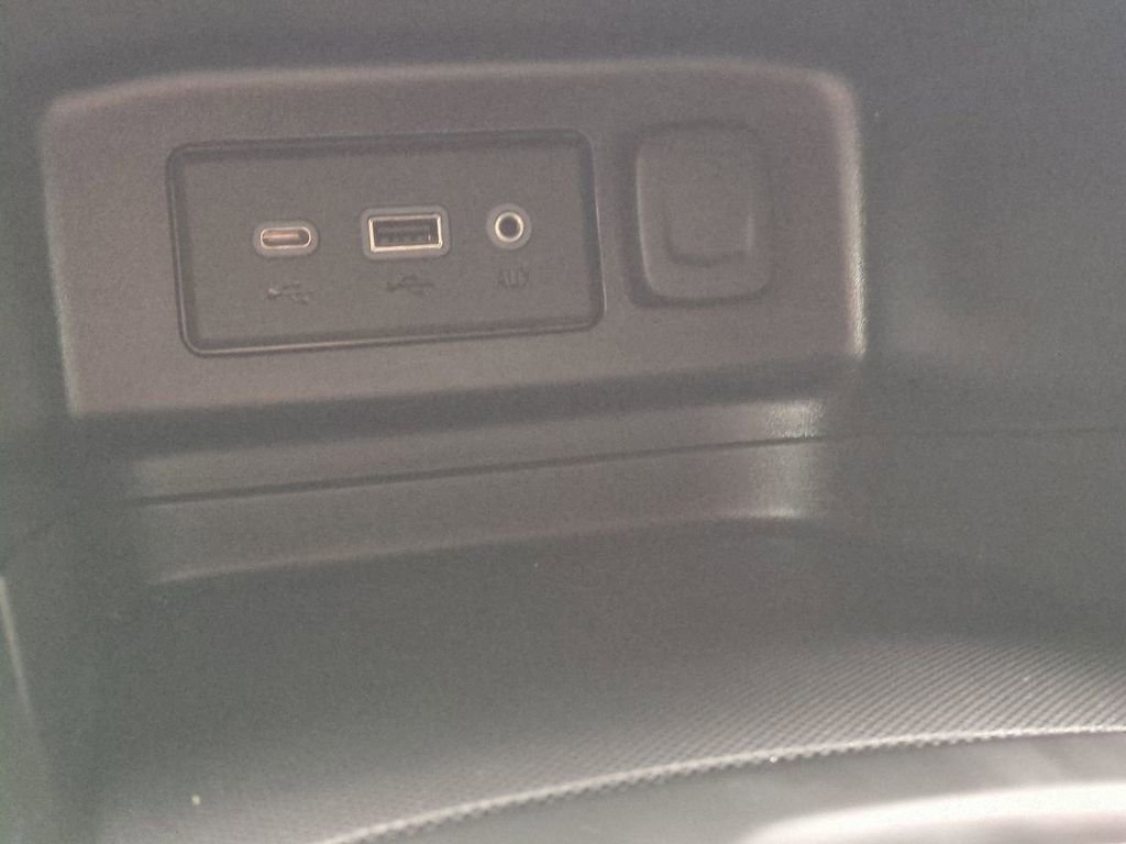 Used 2022 Chevrolet Equinox LT image 22