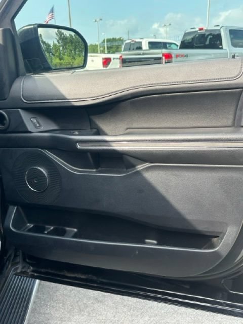 Used 2019 Ford Expedition Max XLT w/ Equipment Group 202A AWD/4WD image 25