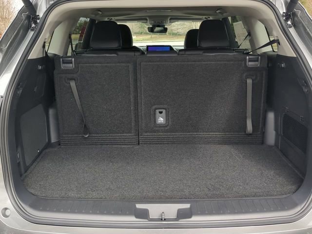 New 2026 Toyota Highlander Limited AWD/4WD image 13