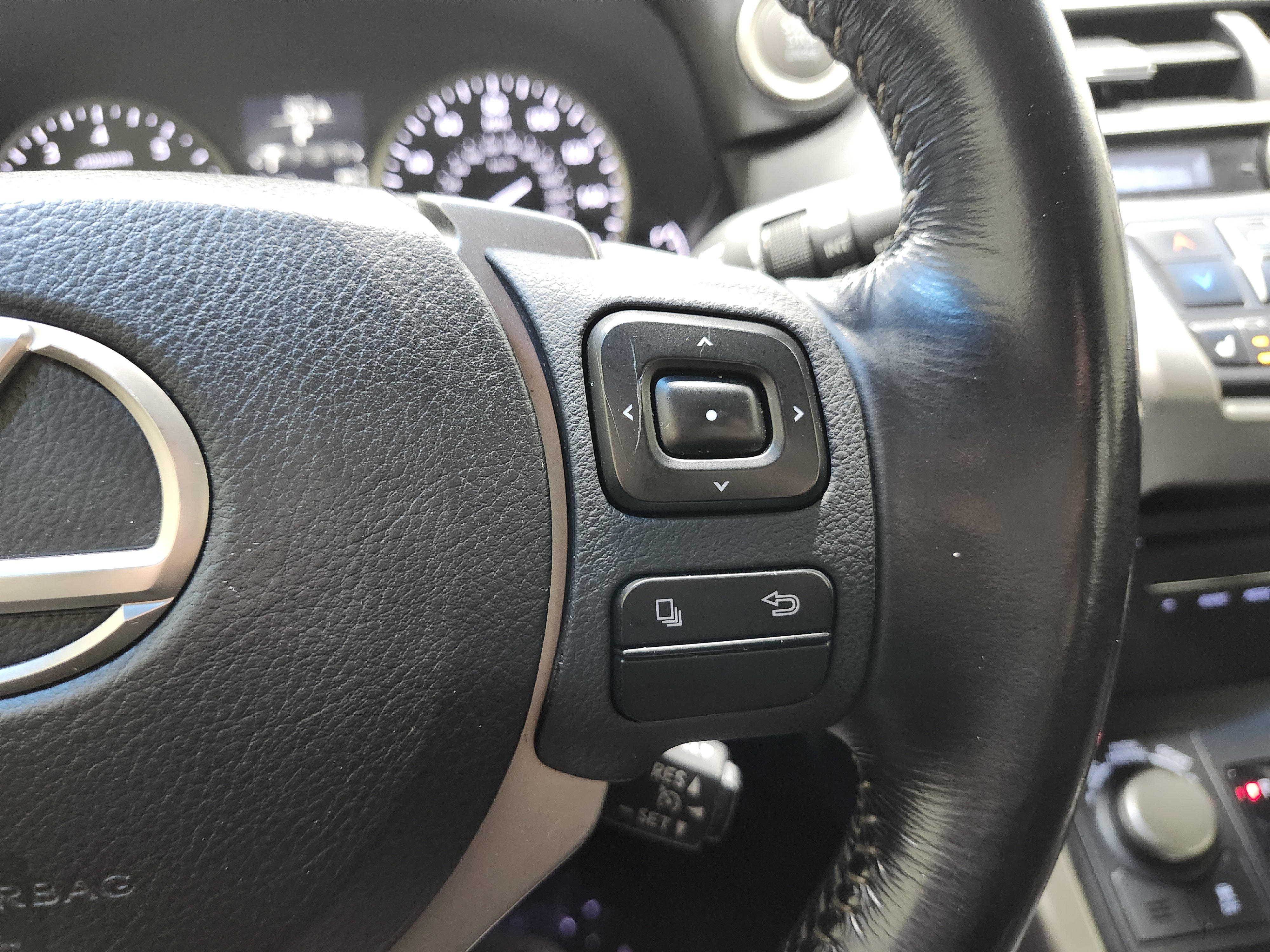 Used 2016 Lexus NX 200t FWD image 33