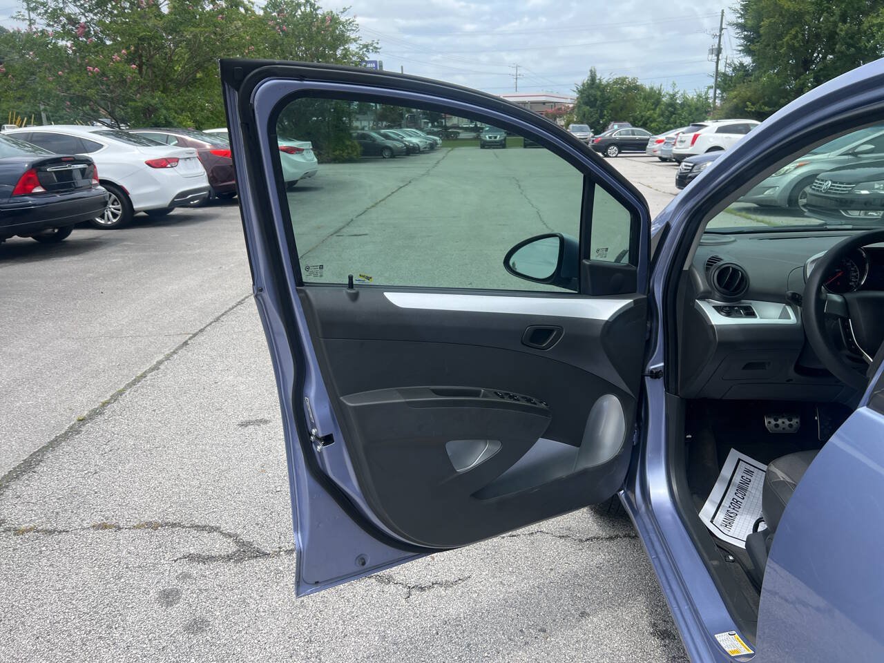 Used 2014 Chevrolet Spark LT FWD image 10