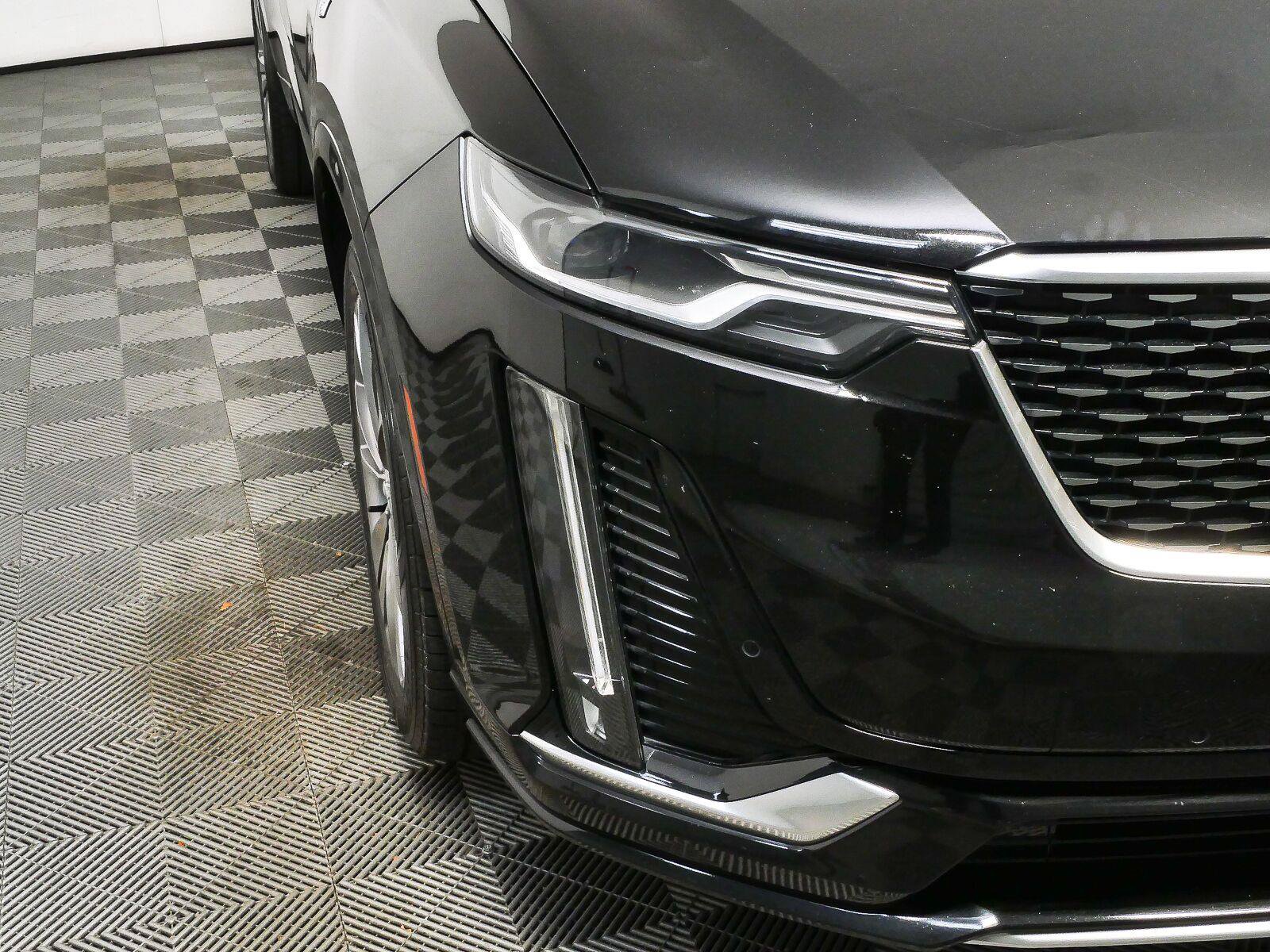 Used 2022 Cadillac XT6 Premium Luxury AWD/4WD image 41