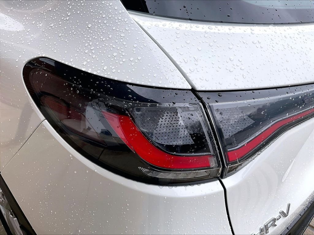 Used 2023 Honda HR-V LX image 31