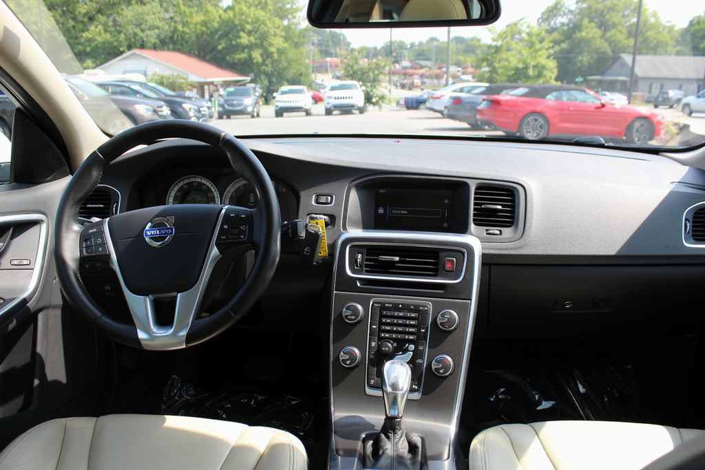 Used 2013 Volvo S60 T6 AWD/4WD image 32