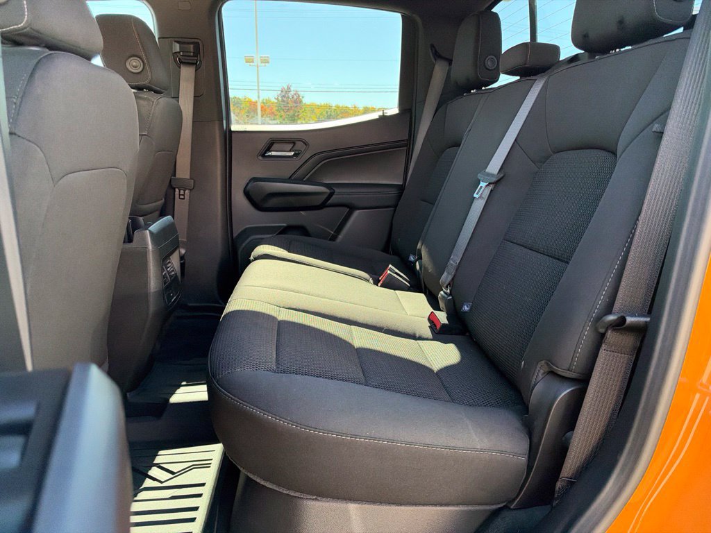 Used 2026 Chevrolet Colorado LT AWD/4WD image 37