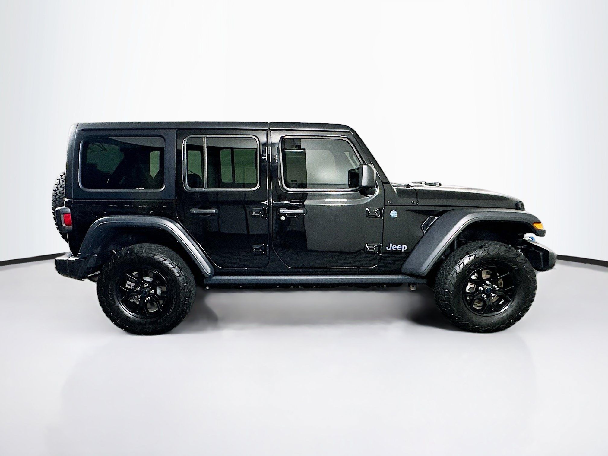 Used 2024 Jeep Wrangler Unlimited AWD/4WD image 10