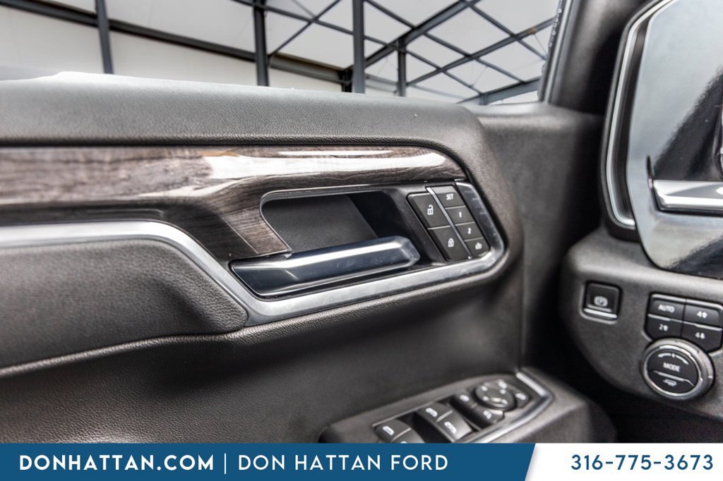 Used 2025 Chevrolet Silverado 1500 LTZ AWD/4WD image 12
