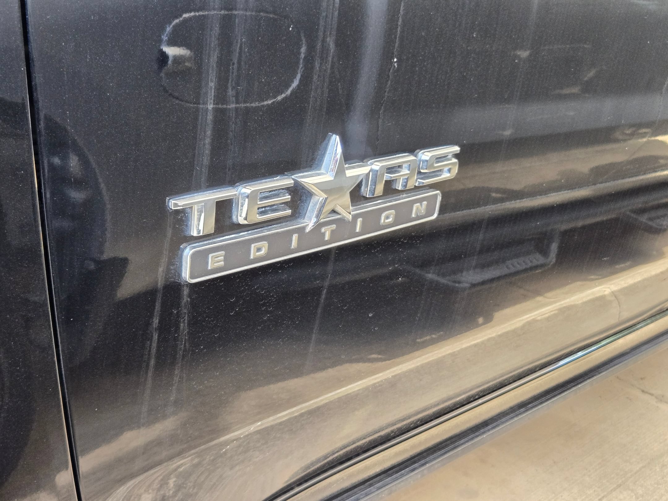 Used 2020 Chevrolet Silverado 2500 LT w/ Texas Edition AWD/4WD image 6