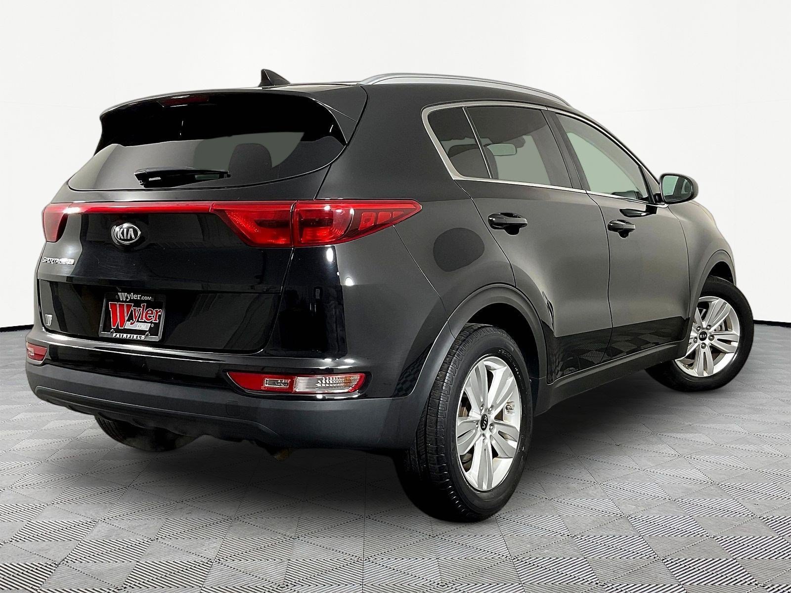 Used 2018 Kia Sportage LX w/ LX Popular Package FWD image 6