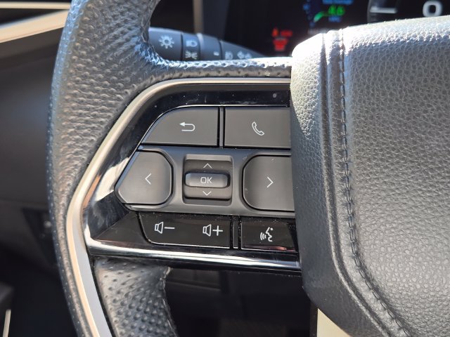 Used 2024 Toyota Sequoia SR5 w/ SR5 Premium Package AWD/4WD image 23
