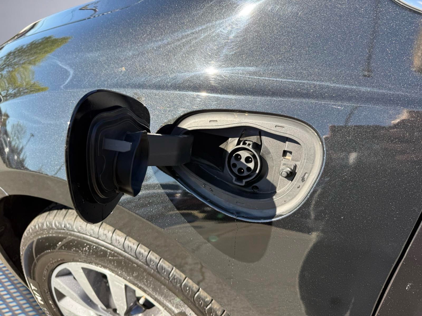 Used 2023 Chrysler Pacifica Touring-L FWD image 13