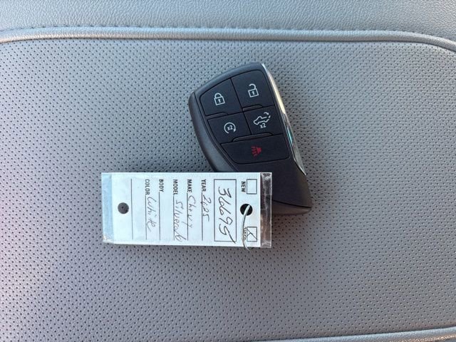 Used 2025 Chevrolet Silverado 2500 LTZ w/ Z71 Chrome Sport Edition image 24