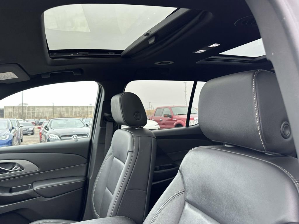 Certified 2023 Chevrolet Traverse LT w/ LT Premium Package image 23