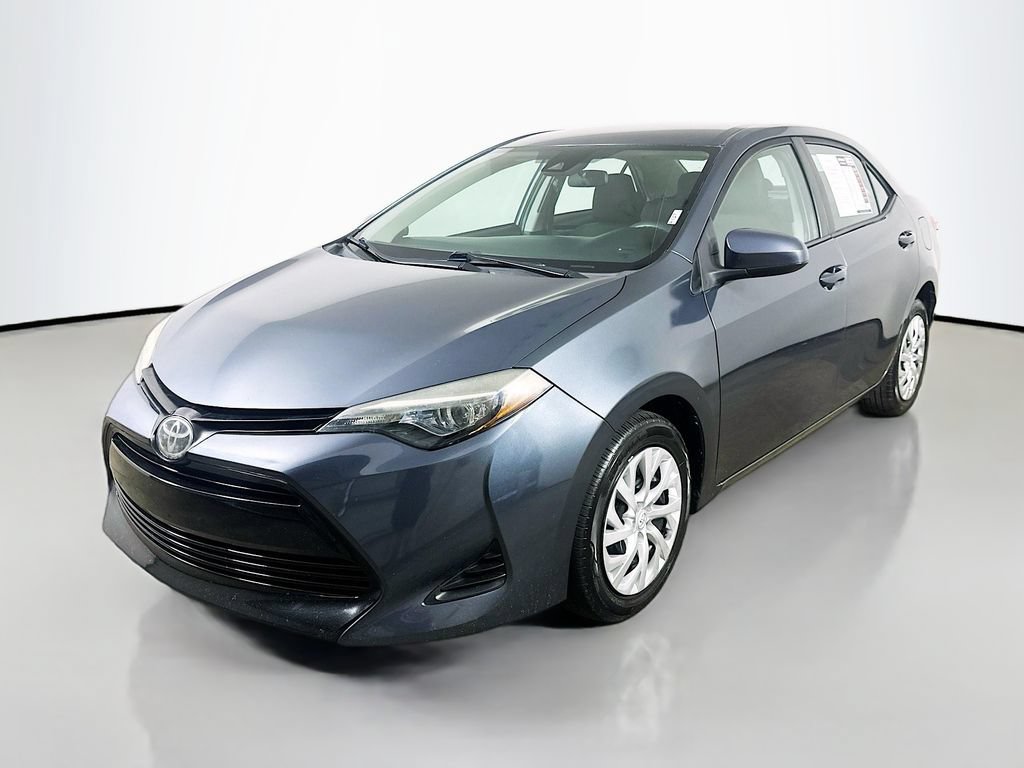 Used 2019 Toyota Corolla LE FWD image 3