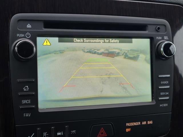 Used 2017 Chevrolet Traverse LT w/ Style and Technology Package FWD image 27