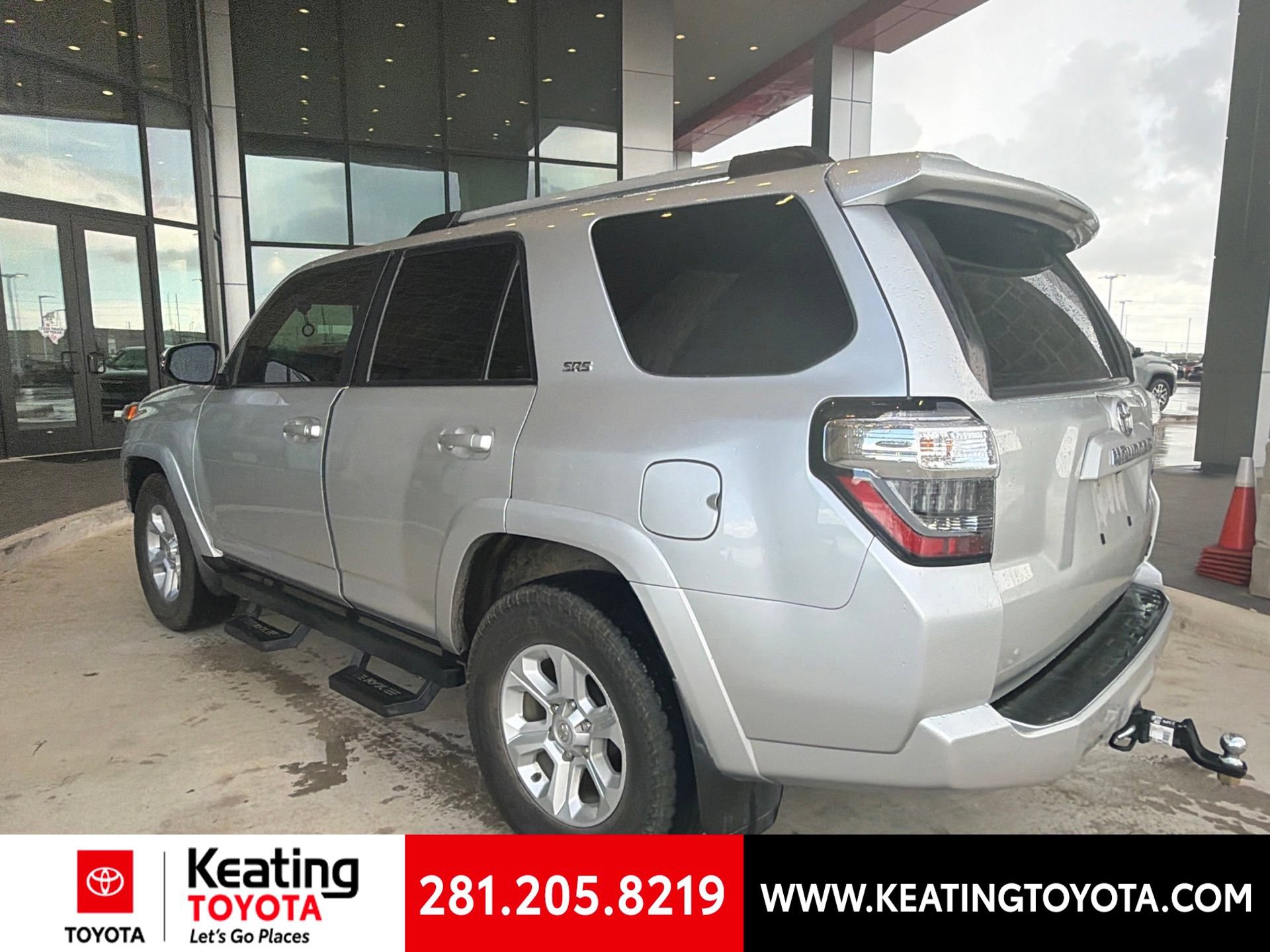 Used 2022 Toyota 4Runner SR5 Premium w/ Moonroof Package RWD image 5