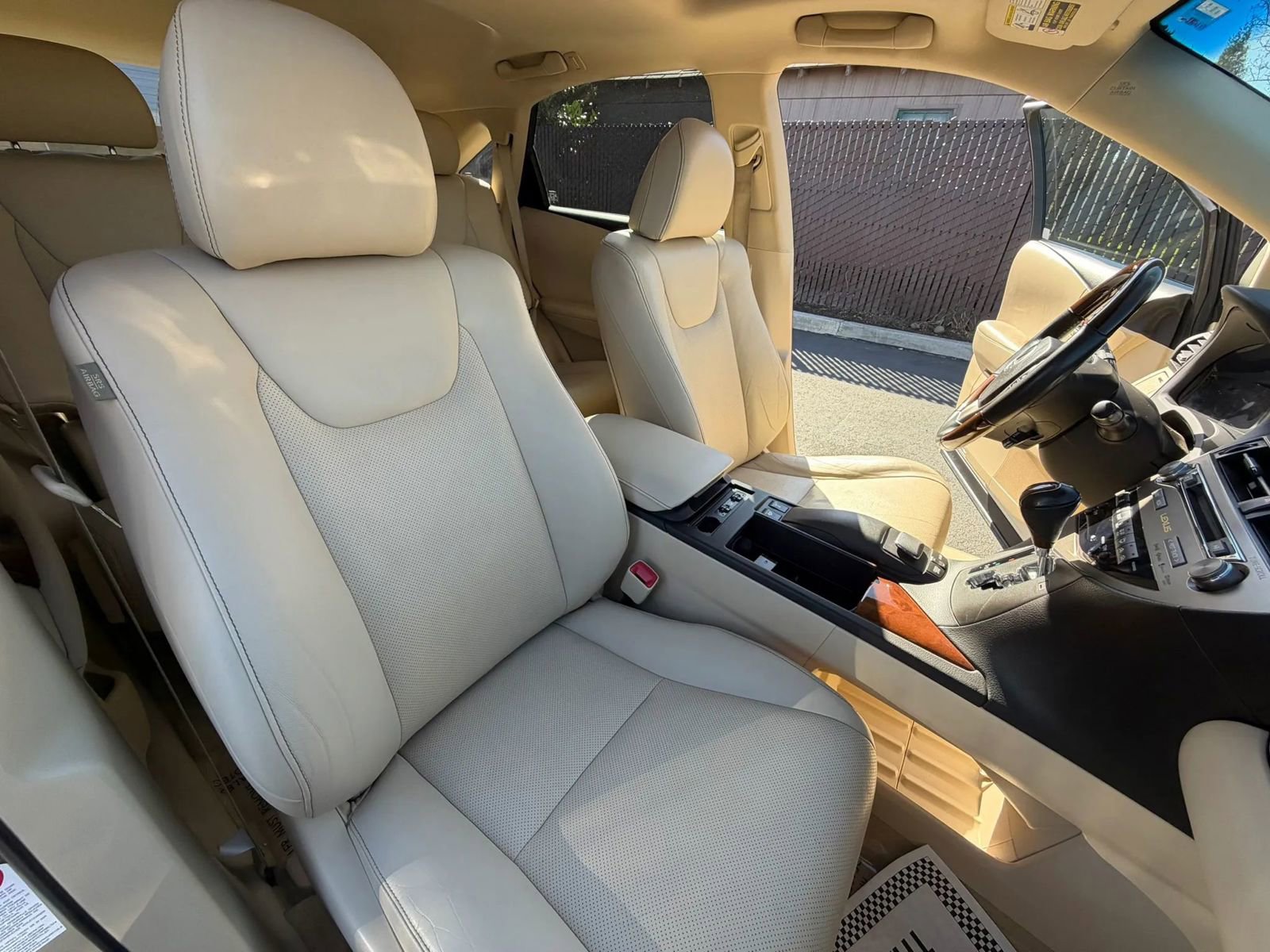 Used 2013 Lexus RX 450h AWD w/ Navigation Pkg image 30