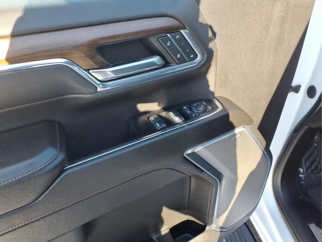 Used 2024 Chevrolet Silverado 3500 High Country w/ Technology Package AWD/4WD image 18