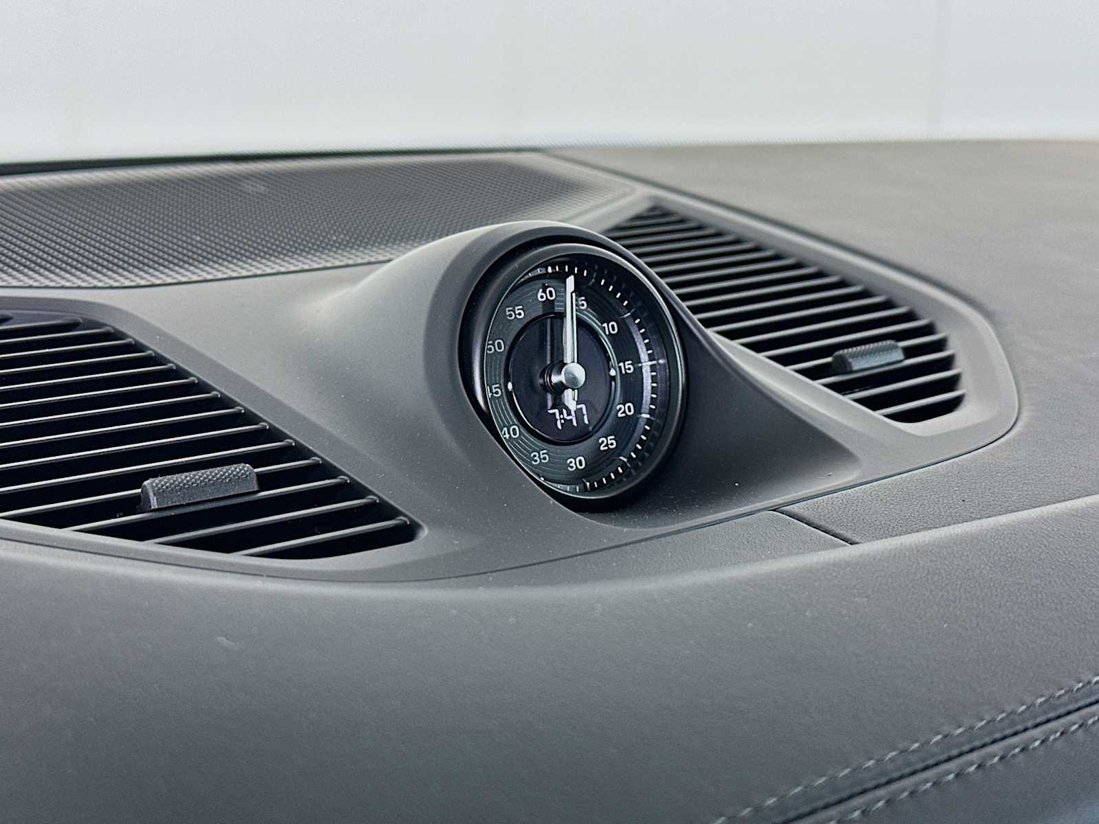 New 2026 Porsche Cayenne Coupe image 34