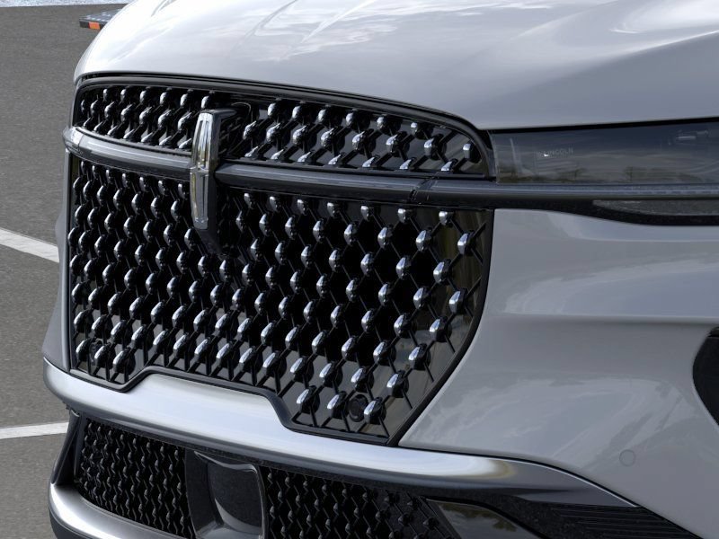 New 2026 Lincoln Nautilus Premier AWD/4WD image 17