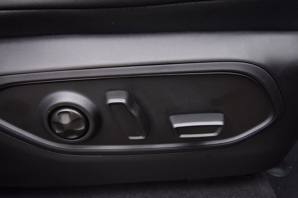 New 2026 Jeep Grand Cherokee L Limited image 20