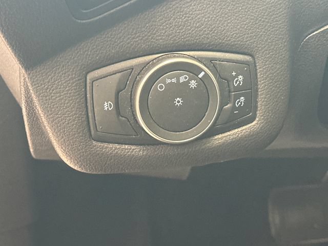 Used 2018 Ford C-MAX Titanium w/ Equipment Group 301A FWD image 21