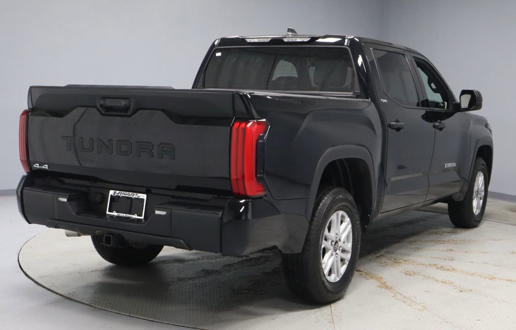 Used 2025 Toyota Tundra SR5 AWD/4WD image 11