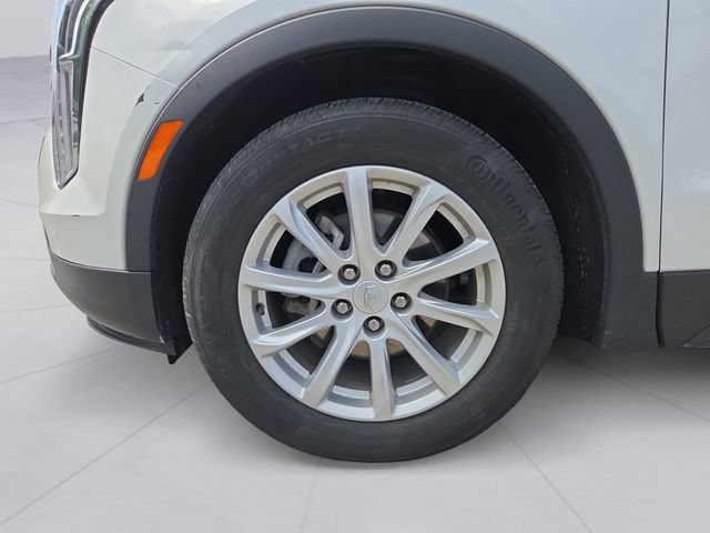 Certified 2023 Cadillac XT4 Luxury w/ Cold Weather Package AWD/4WD image 9