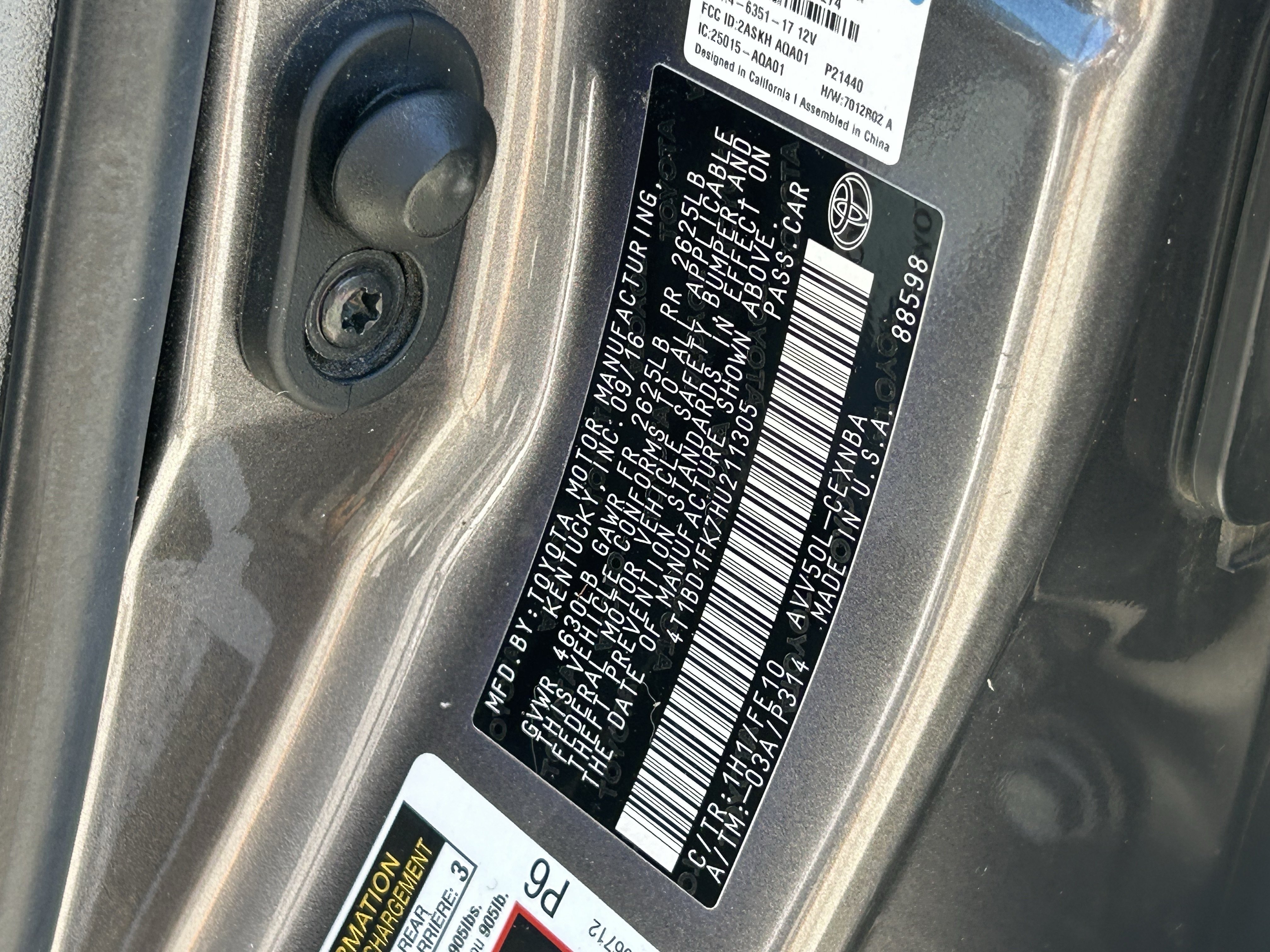 Used 2017 Toyota Camry LE FWD image 31