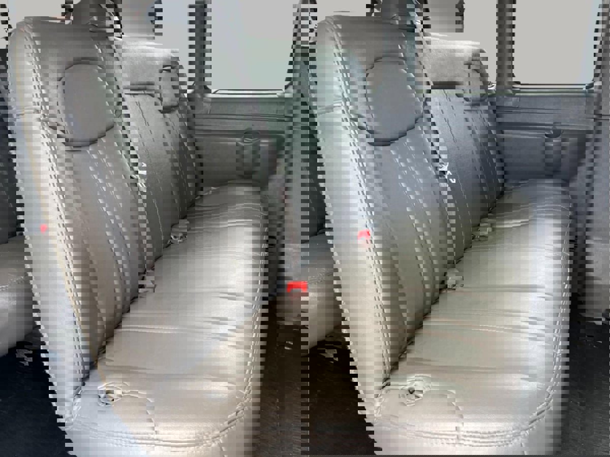 Used 2020 Chevrolet Express 3500 LS image 21