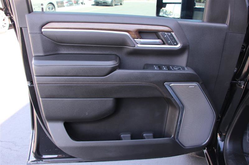 Used 2024 Chevrolet Silverado 2500 High Country w/ High Country Premium Package image 13